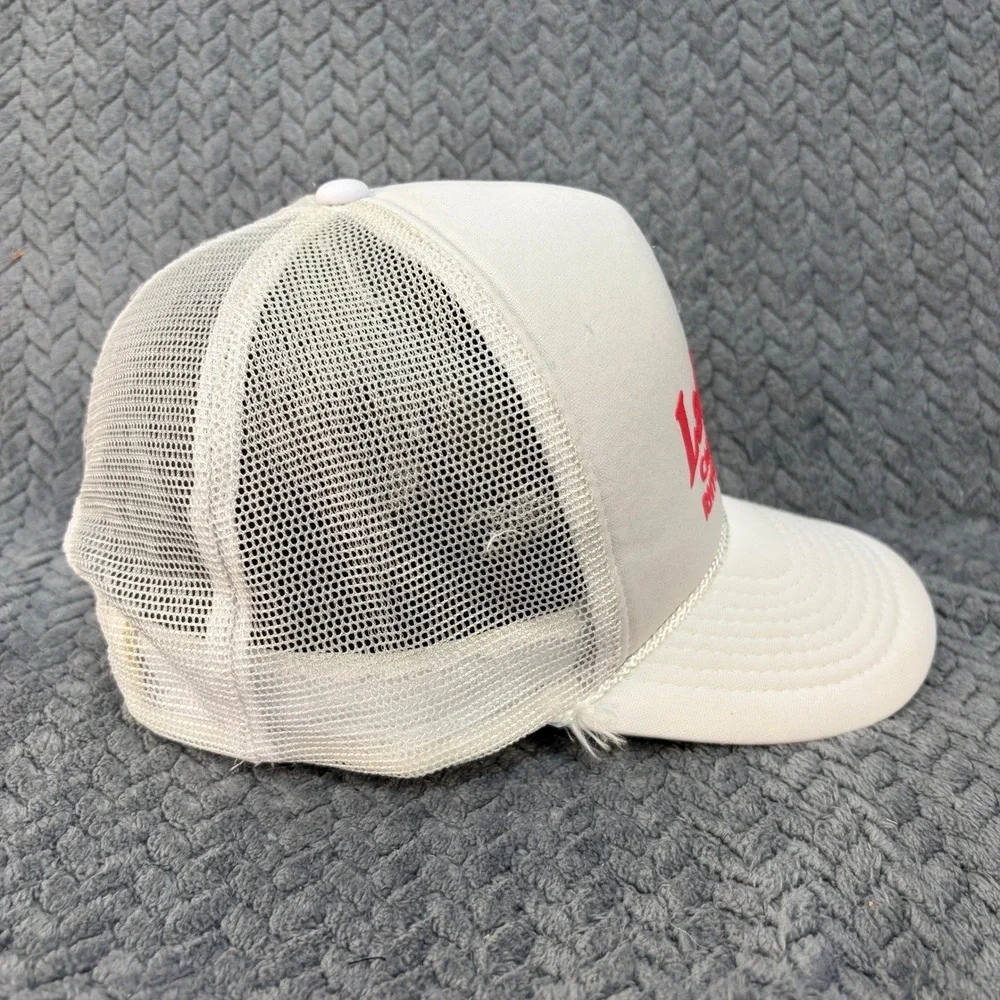 Lady Luck Casino Hotel Rhythm & Blues Vintage Trucker Hat White Snapback Cap